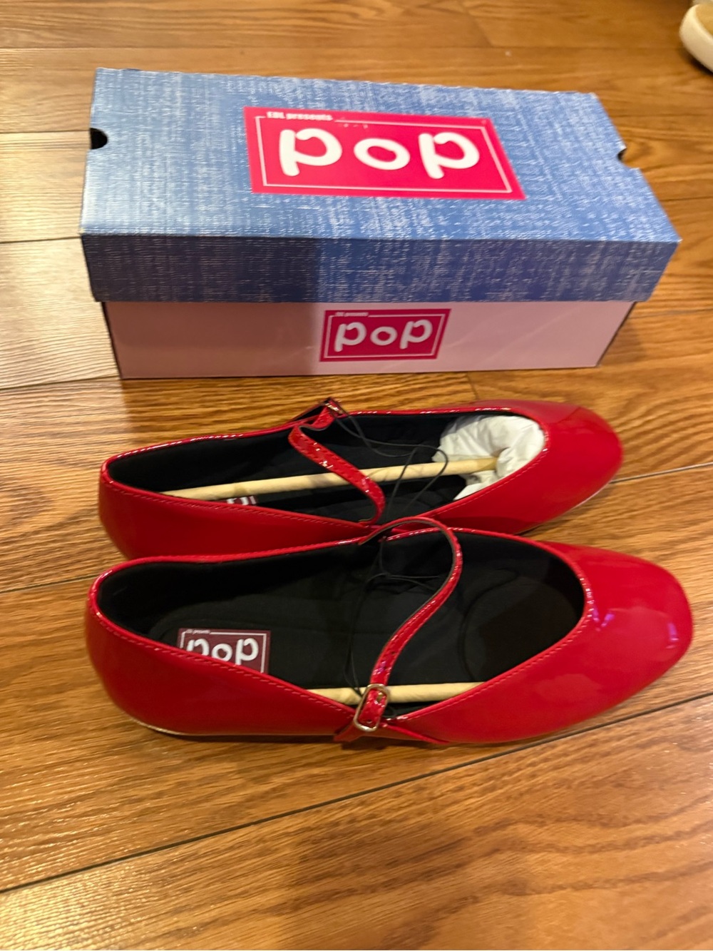 Red Patent Mary Jane Ballet Flats Size 9 Coquette Balletcore Y2K Twee POP - Picture 1 of 6